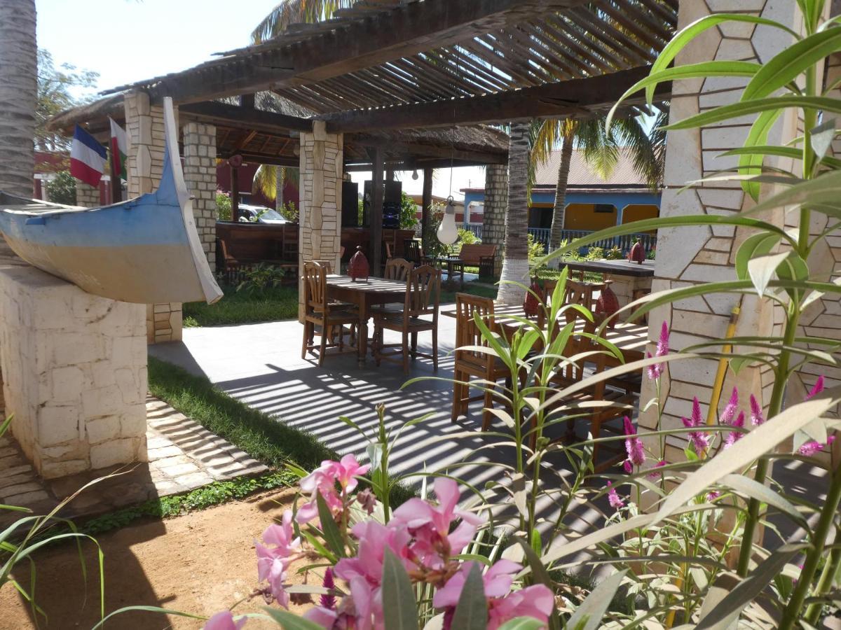 Bohobe Naboty Bed & Breakfast Toliara Exterior photo