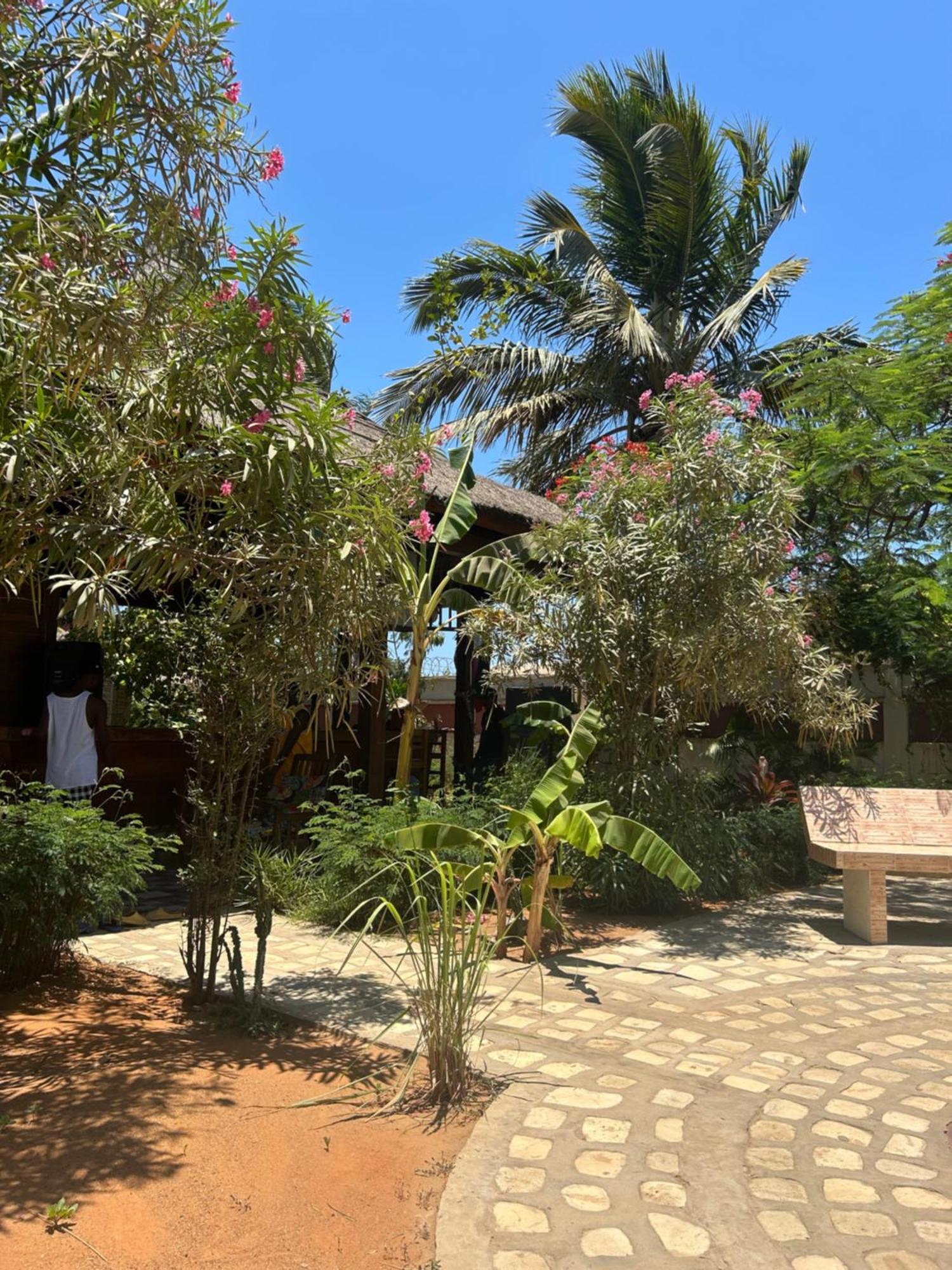 Bohobe Naboty Bed & Breakfast Toliara Exterior photo